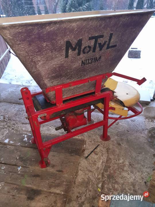 Rozsiewacz nawozu motyl Agromasz Ulan-Majorat