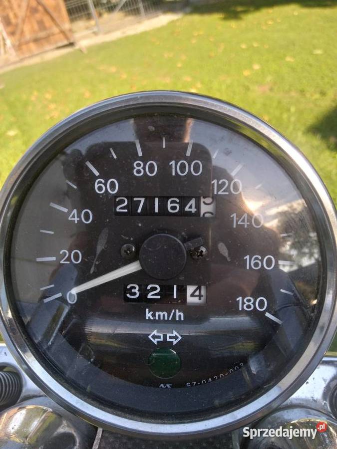 Suzuki intruder vs800 benzyna
