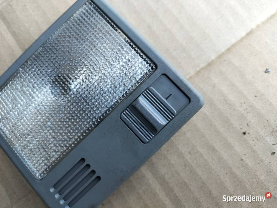 AUDI 80B4 80 B4 KOMBI LAMPKA PODSUFITKI WNĘTRZA Części samochodowe lubelskie
