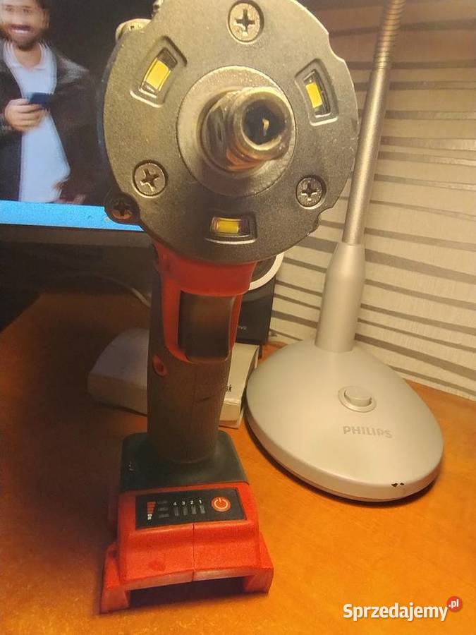 Klucz udarowy 12 MILWAUKEE zamiennik Gostyczyna