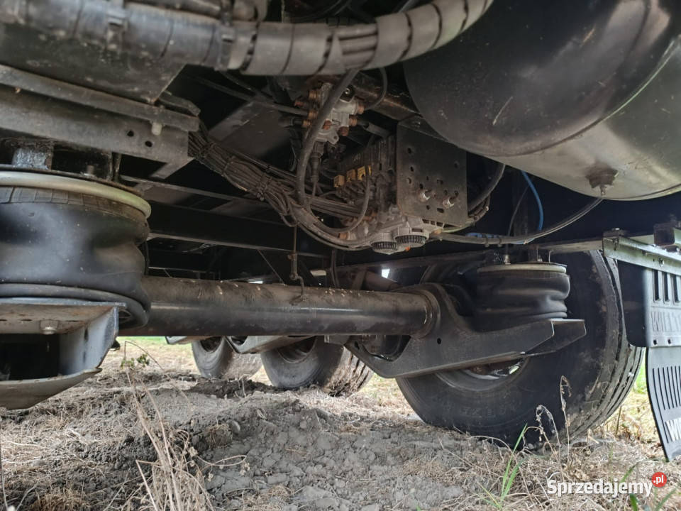 Naczepa izoterma WIELTON NS34FT 27100kg Głuchów