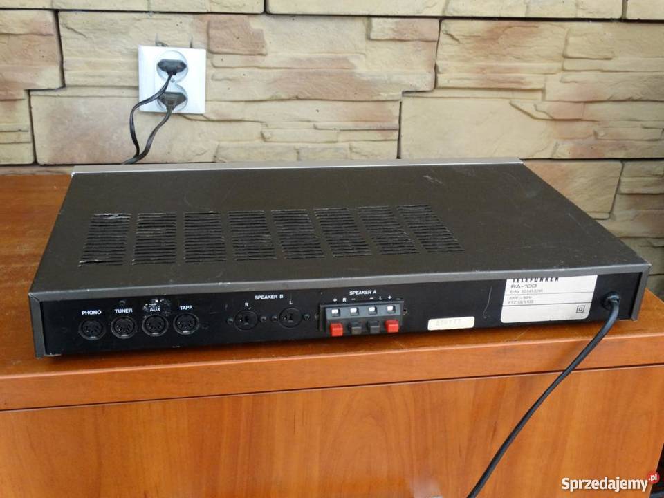 Wzmacniacz Telefunken RA100 mocny i