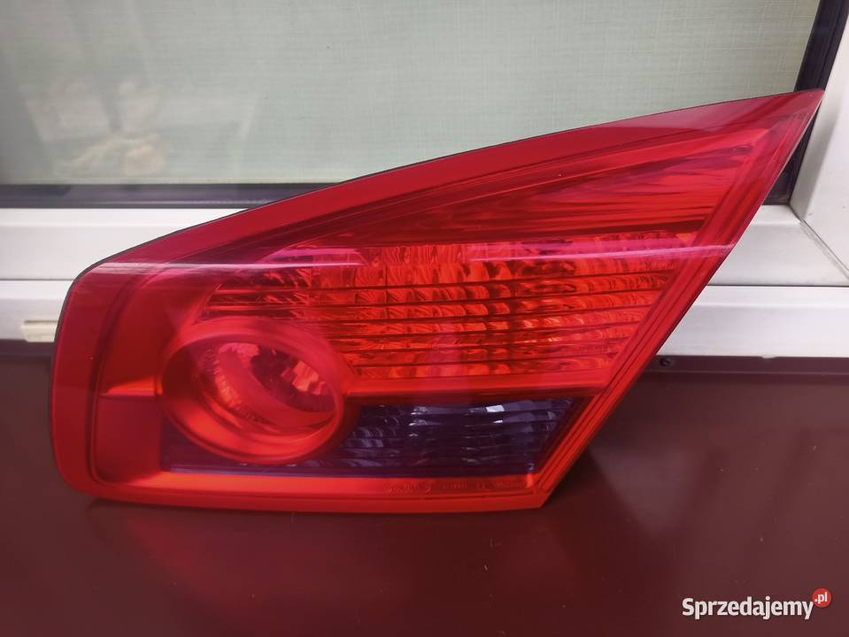 Renault Vel Satis lampa tył tylna prawa w klapę Lampy tylne Sieradz
