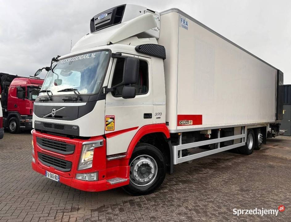 Chlodnia Volvo FH chlodnia do miesa hakowka Chłodnie Warszawa sprzedam