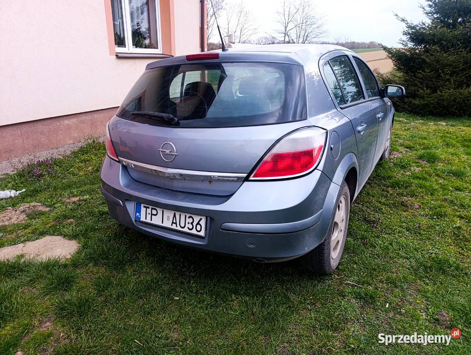 Opel Astra 16 LPG Koszyce