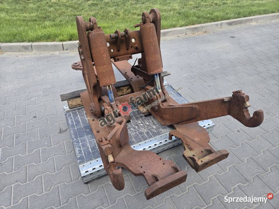 TUZ przedni podnośnik VALTRA S 260 Osprzęt roboczy Rolnictwo Byków