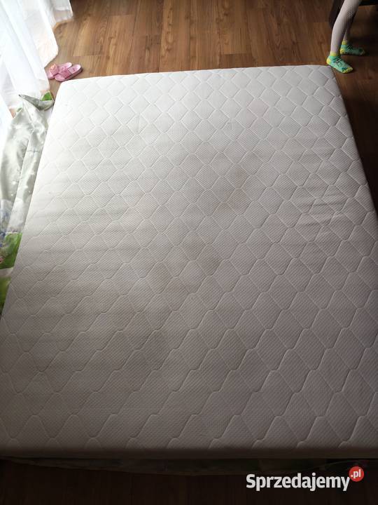 Materac na łóżko Pępowo