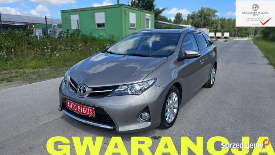 Toyota Auris duza navi kamera cofania ledy II ABS pomorskie Lębork