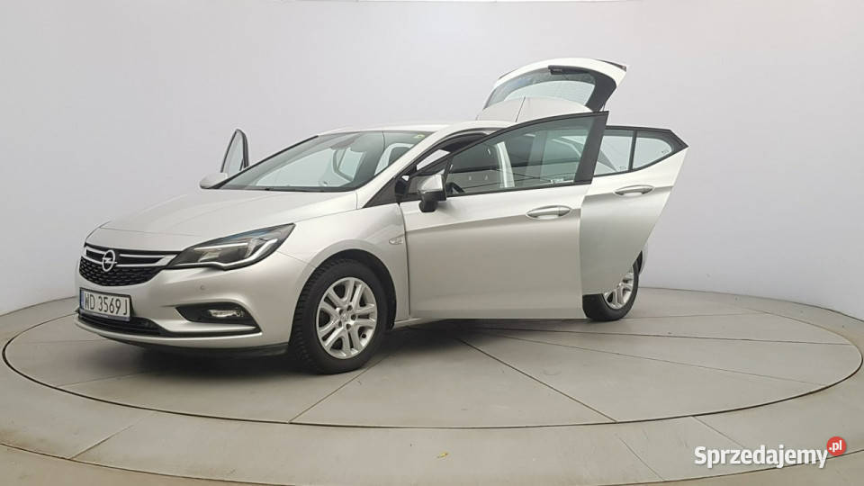 Opel Astra 14 T Enjoy Z Polskiego Salonu FV 23 K sprzedam