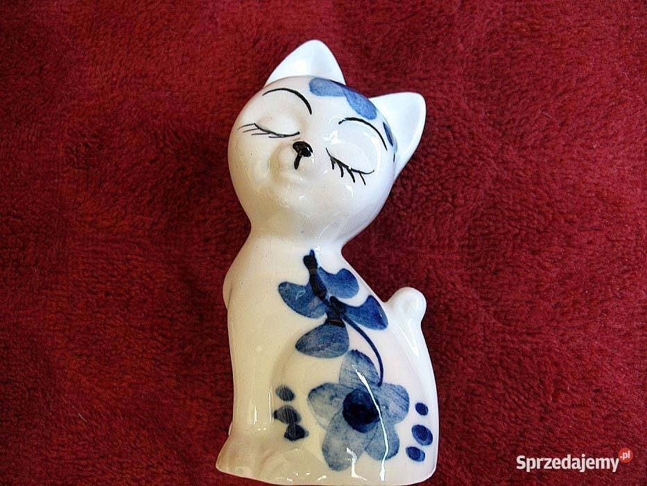 Kot koteczka ręcznie malowana porcelana 8x4 x4 sprzedam