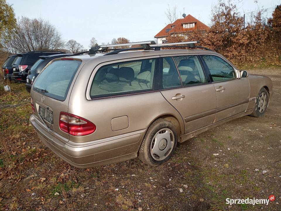 Mercedes E klasa W 210 22 CDI autmatczna dolnośląskie Jelenia Góra
