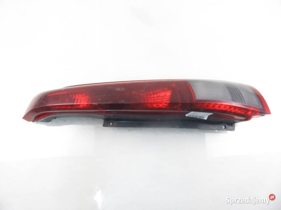 LAMPA PRAWA TYLNA NISSAN XTRAIL T30 osobowe