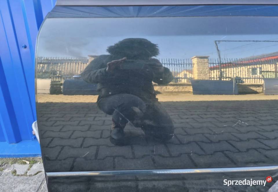 18 DRZWI TYŁ LEWY TYLNE LEWE AUDI A4 B6 SEDAN Działoszyce