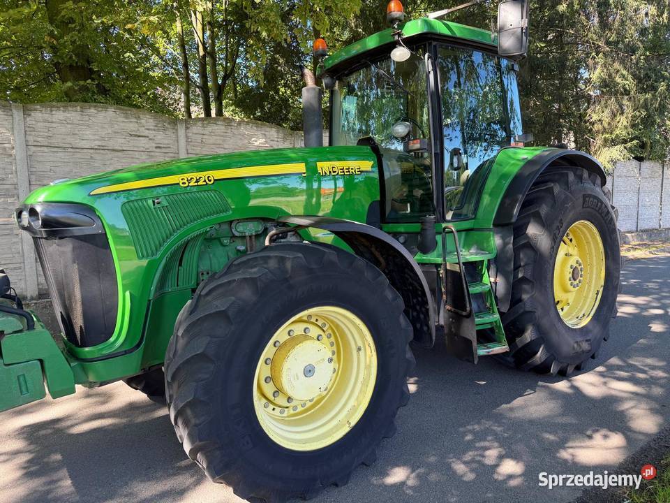 Ciągnik Rolniczy John Deere 8220 PowerShift Nowa Ruda