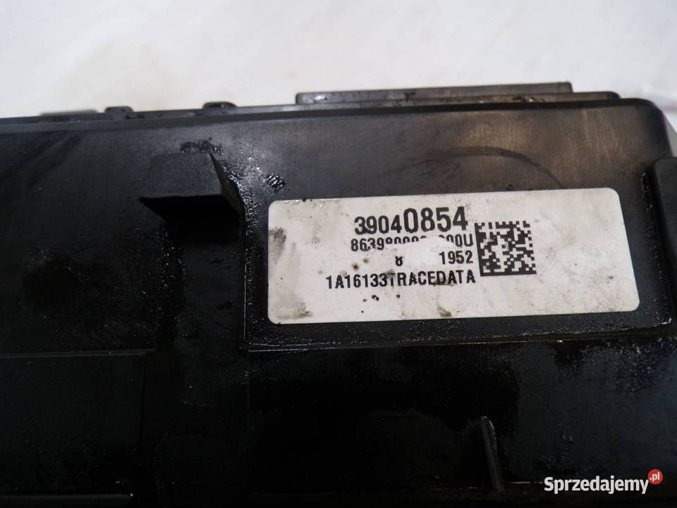 SKRZYNKA BEZPIECZNIKÓW BSI OPEL ASTRA K V 16