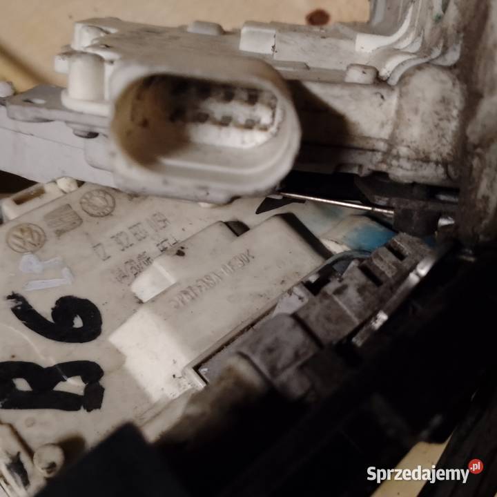 Zamek drzwi Audi VW Skoda Seat Pozostałe Sawin