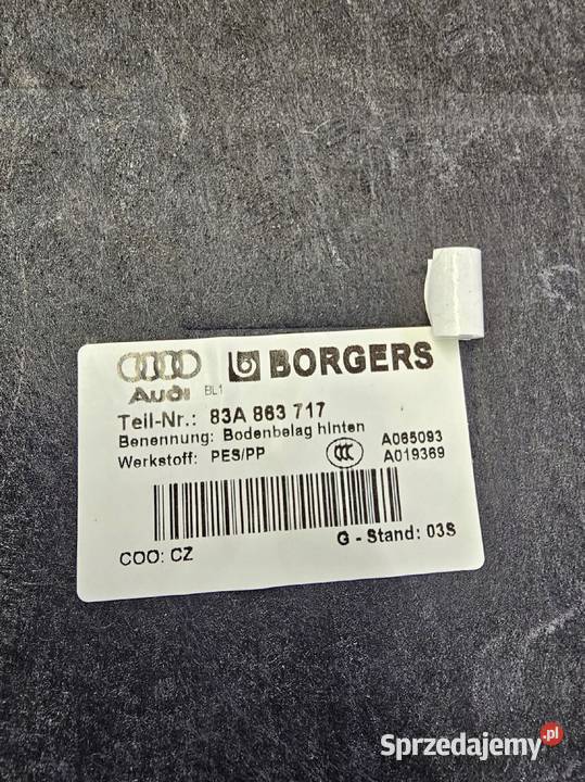 WYKŁADZINA BAGAŻNIKA DYWAN AUDI Q3 F3 83A863717 Przystajń