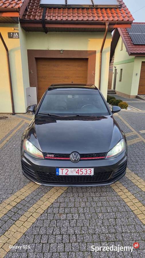 Reflektory lampy przednie Golf VII 7 GTI
USA Rok produkcji 2016 Busko-Zdrój