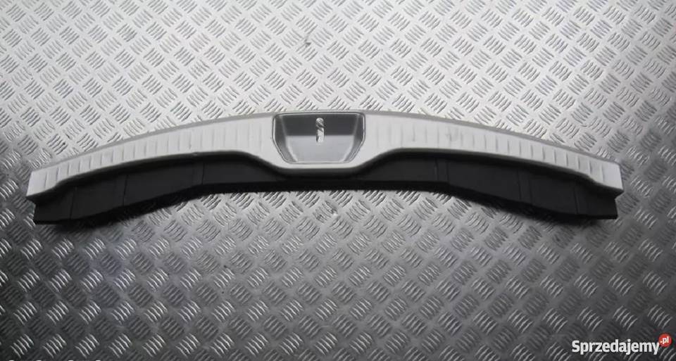 INFINITI FX35 FX45 LIFT 0308 OSŁONA PASA TYLNEGO Nowy Tomyśl sprzedam