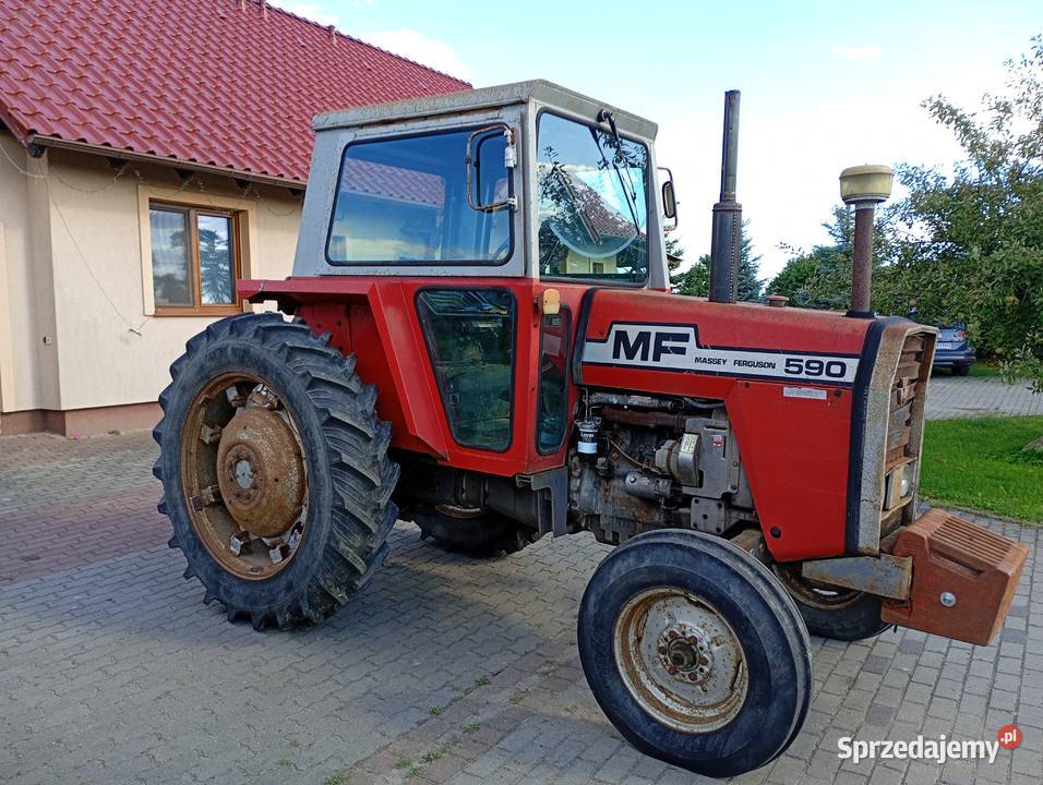 Ciągnik rolniczy Massey Ferguson 590 sprowadzony Sośno