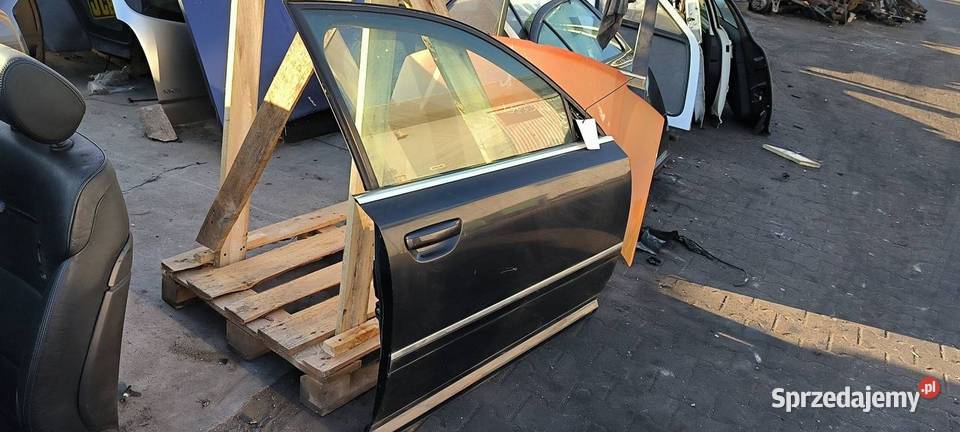 DRZWI LEWE PRZÓD AUDI A8 D3 Lipno