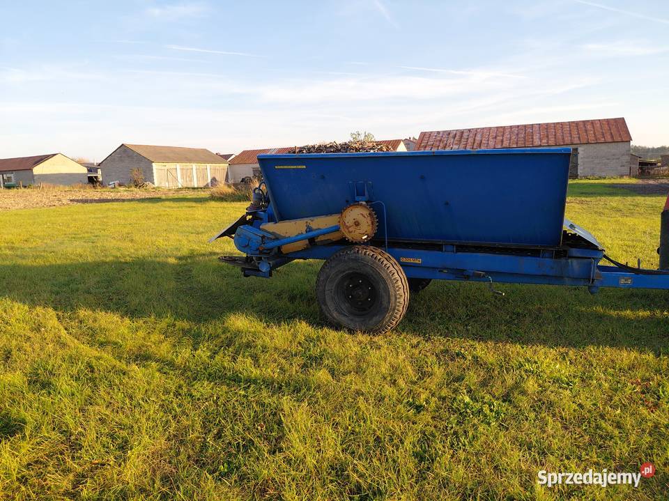 Rozsiewacz wapna łańcuchowy fabryczny oryginał mazowieckie Węgrów