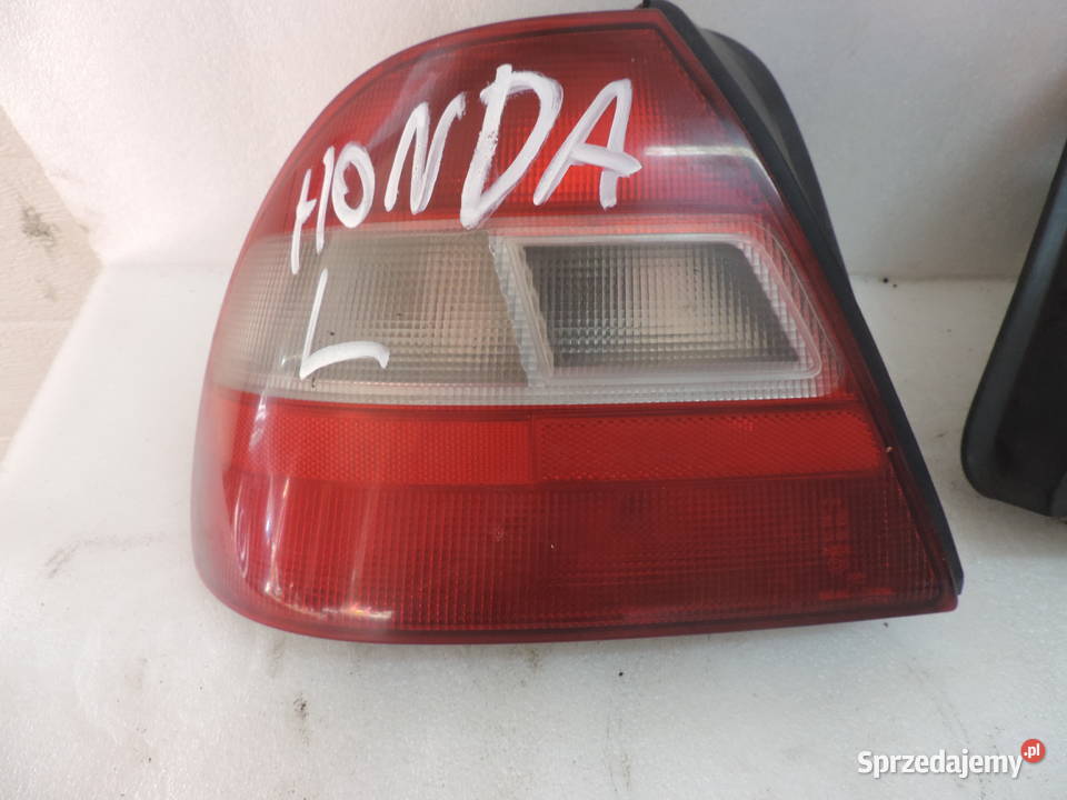 HONDA CIVIC 6 SEDAN LAMPA TYŁ LEWA osobowe