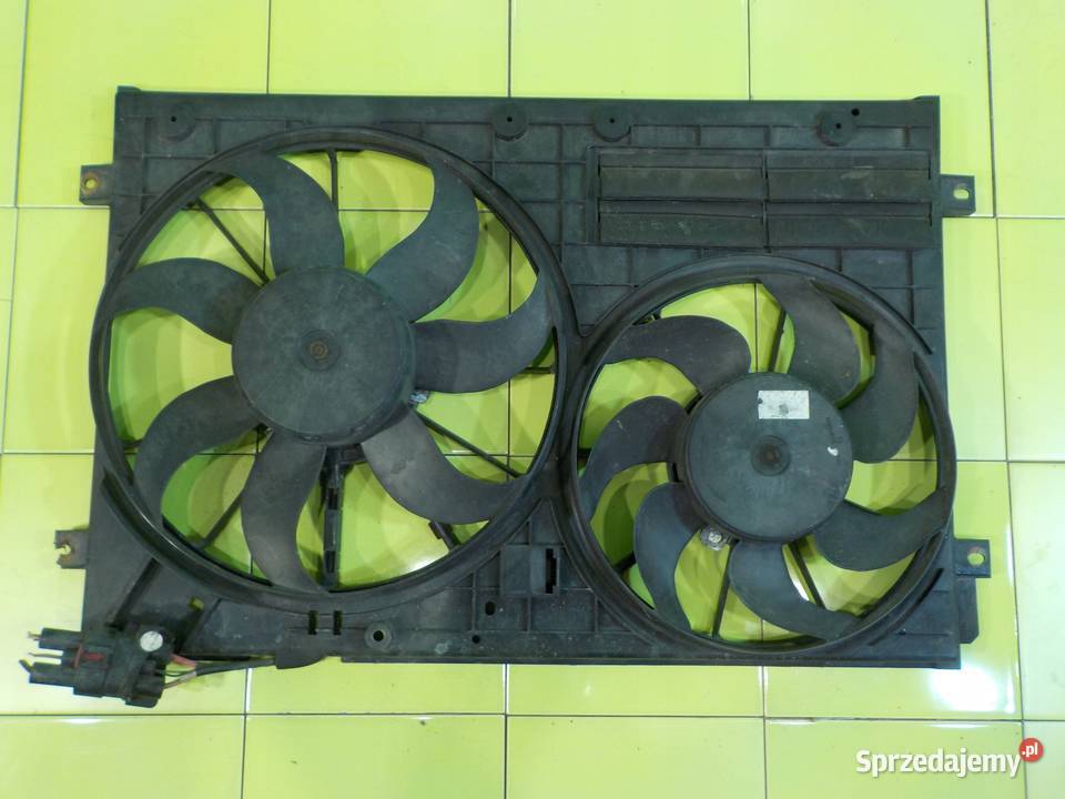 SEAT LEON II 20 TDI 08r HB 5D wentylator Suków
