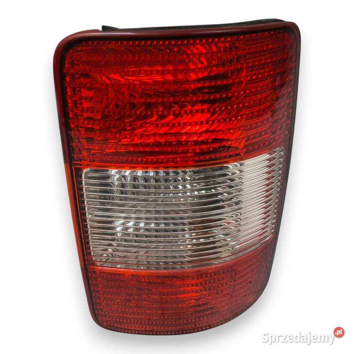 LAMPA PRAWA VW Caddy III 20032010 tylna tylnia