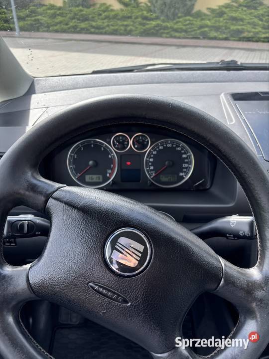 Seat Alhambra złoty wielkopolskie