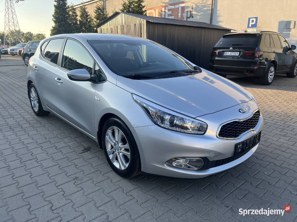 Kia ceed 16 benzyna bezwypadkowy 89tya navi led Samochody osobowe podlaskie Białystok sprzedam