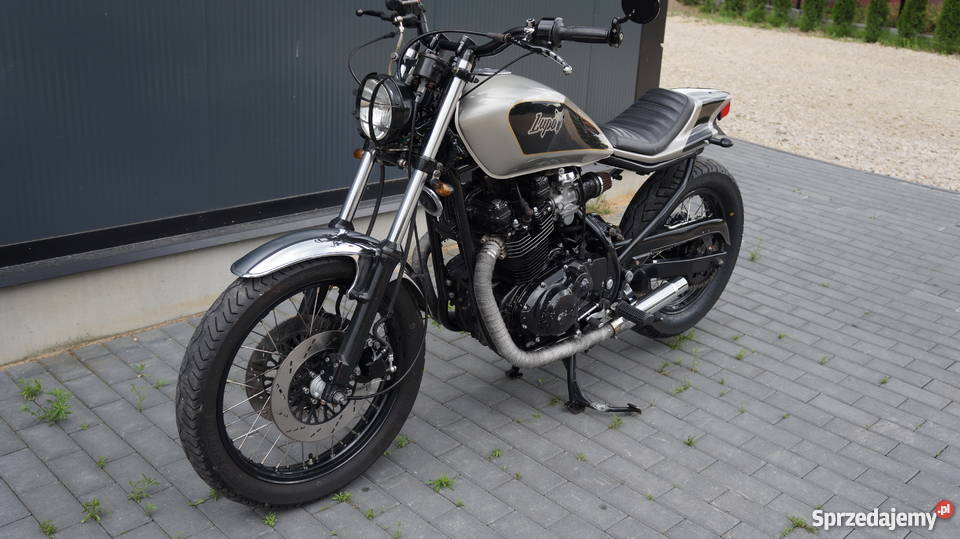 Suzuki GR 650 Flat Track Cafe Custom Bobber szary Turek