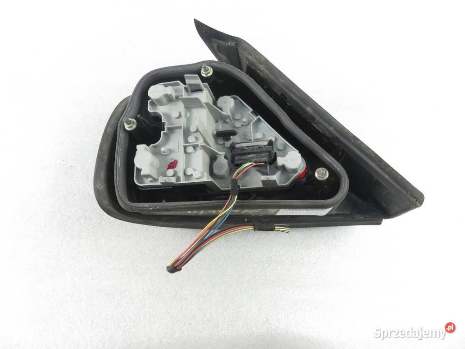 LAMPA PRAWA TYLNA JAGUAR XJ X308