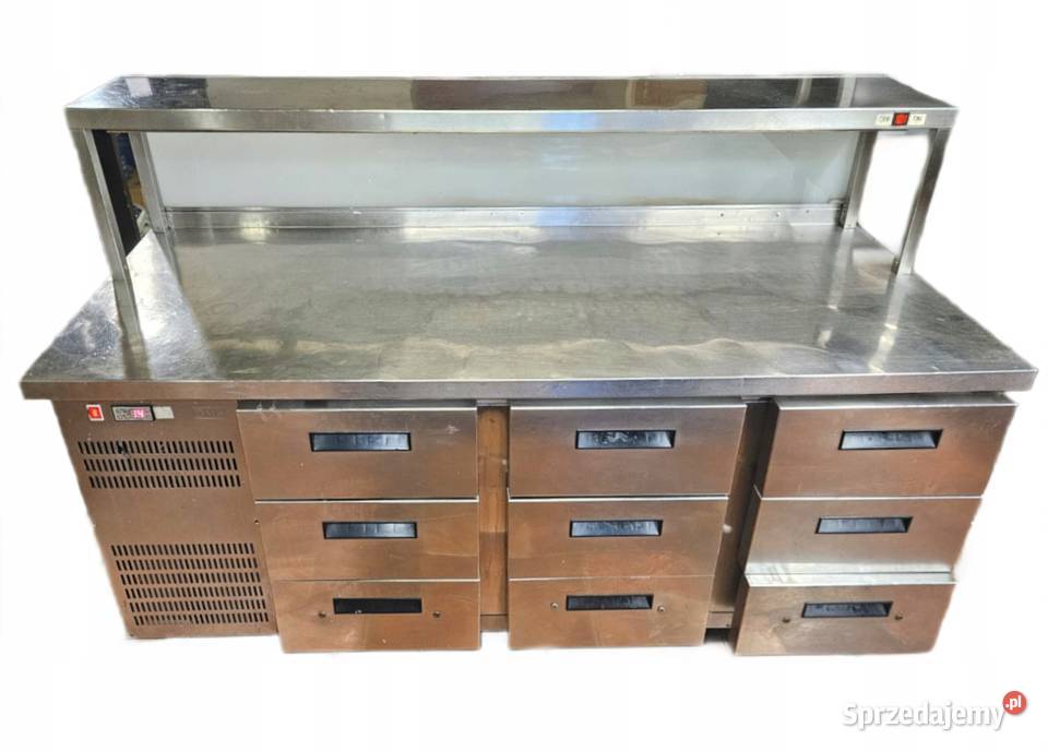 Stół chłodniczy z 9 szufladami NADSTAWKĄ Góra
