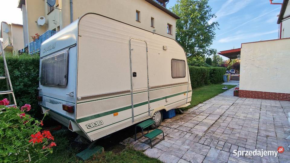 Przyczepa kempingowa Chateau 380 z 1988 roku Wrocław