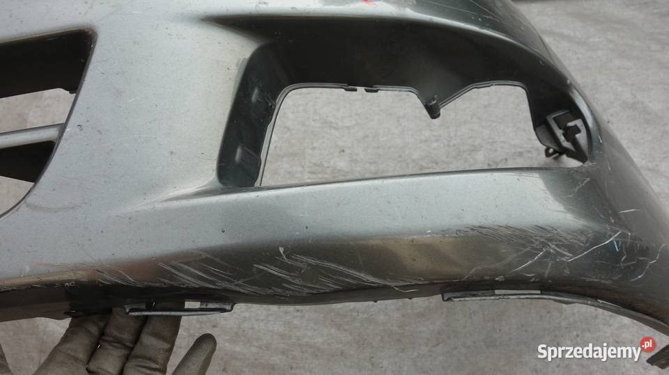 TOYOTA COROLLA E12 SED KOMBI 0407 ZDERZAK osobowe śląskie