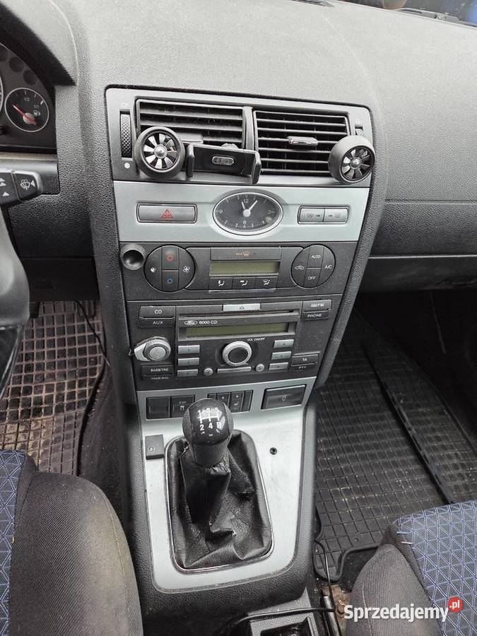 Ford Mondeo MK3 20 benzyna Ghia sprzedam