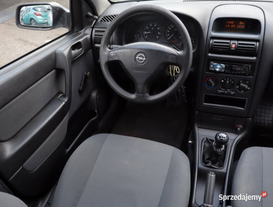 Opel Astra 16 16V benzyna