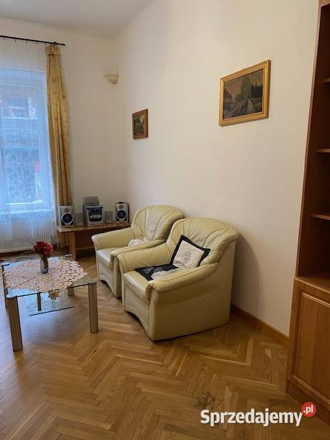 Bezpośrednio wynajmę 2pokojowe Batorego remoncie 3 piętra i więcej Kraków sprzedam