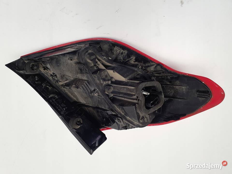 LAMPA PRAWA Citroen C4 II 1015r TYLNA prawy tył Rudka sprzedam