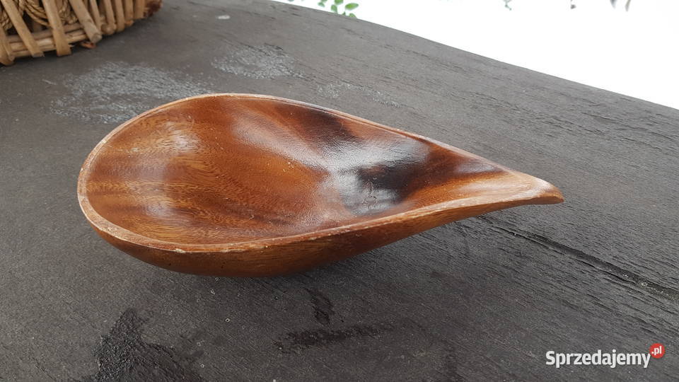 Drewniana miska o ciekawym kształcie Myszków