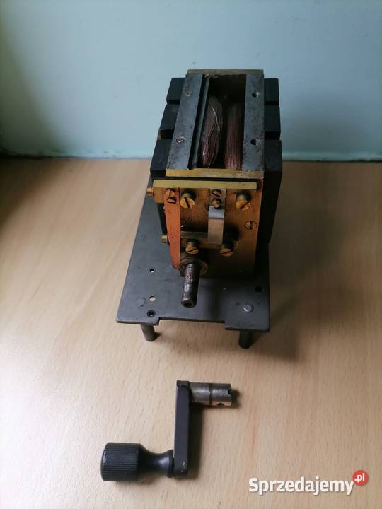 Stary telefon na korbkę Kraków