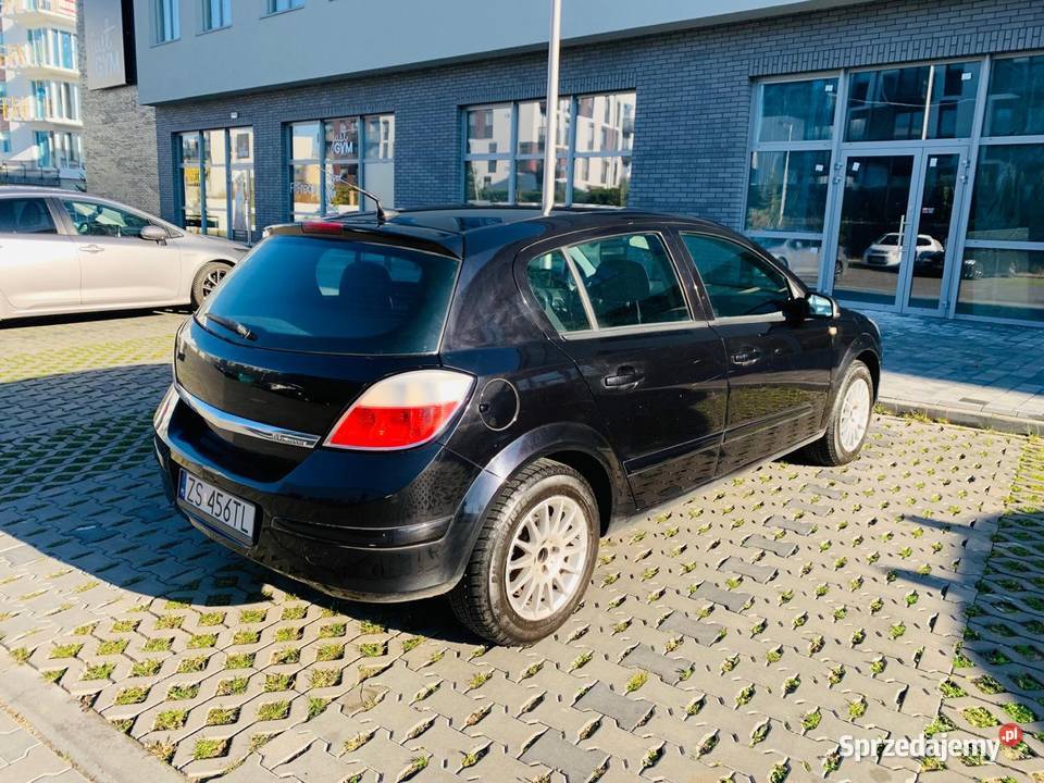 Opel astra h benzyna alufelgi nieuszkodzony Szczecin