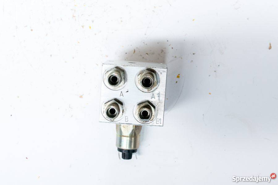 Kostka Hydraulique 26241011070 zawór rozdzielacz Motoryzacja