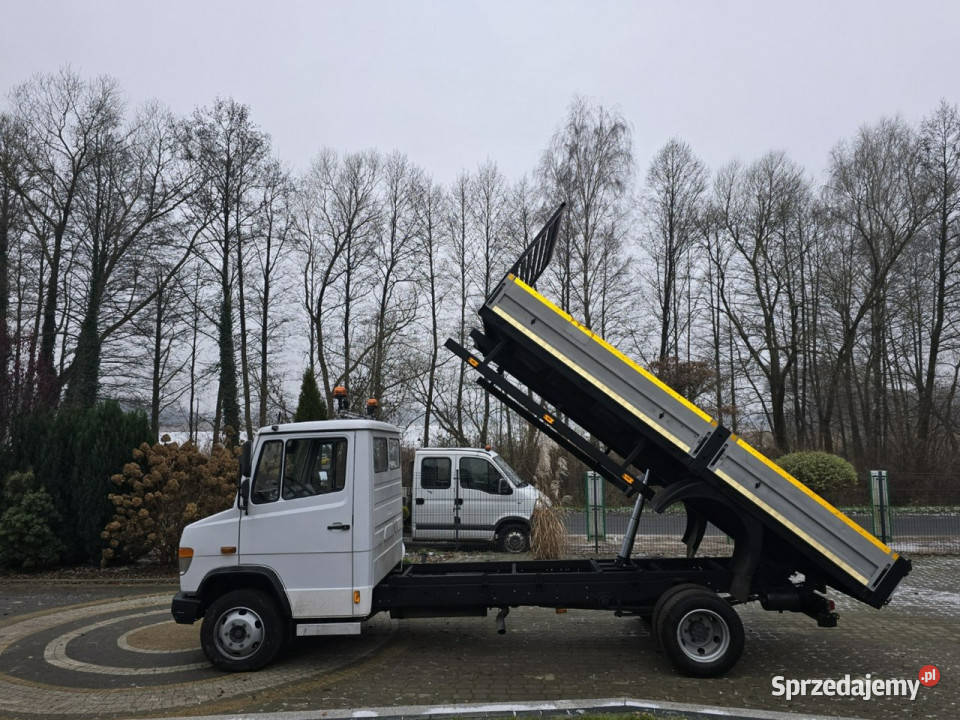 Mercedes 815 425 D 289 przebiegu Iwłaściciel Samochody dostawcze Skępe