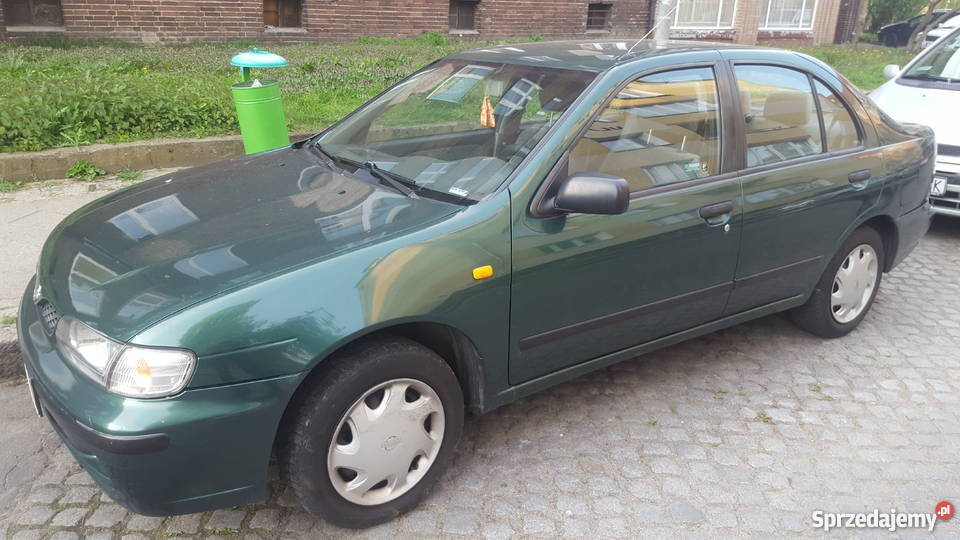 Nissan almera n15 хэтчбек