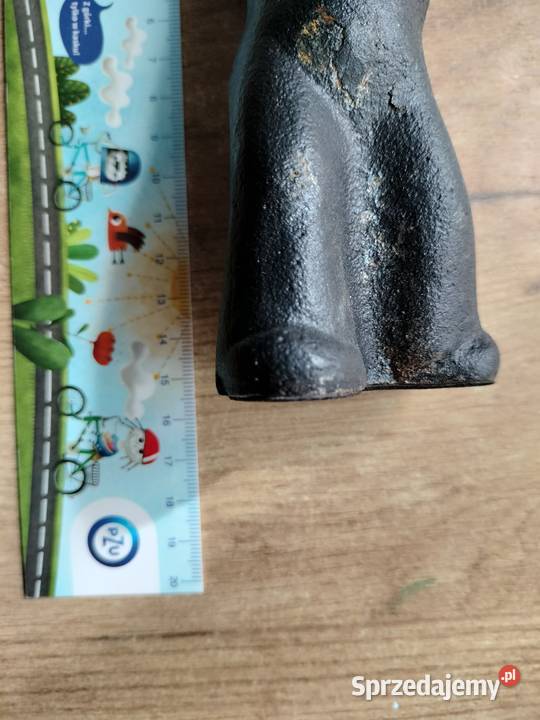 Figurka żeliwna zeźba morso sculpture