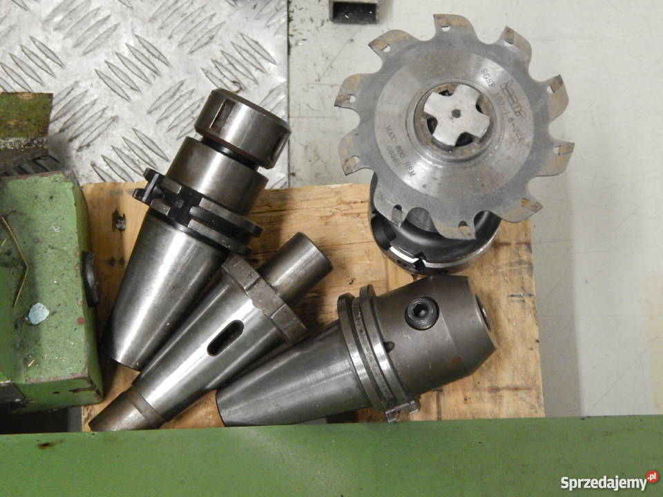 Frezarka konwencjonalna AVIA FNC 25 1996 Nowy Tomyśl