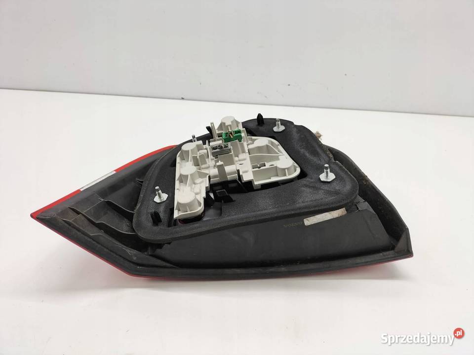 LAMPA TYŁ PRAWA SEDAN Volvo S40 II 20042012 świętokrzyskie