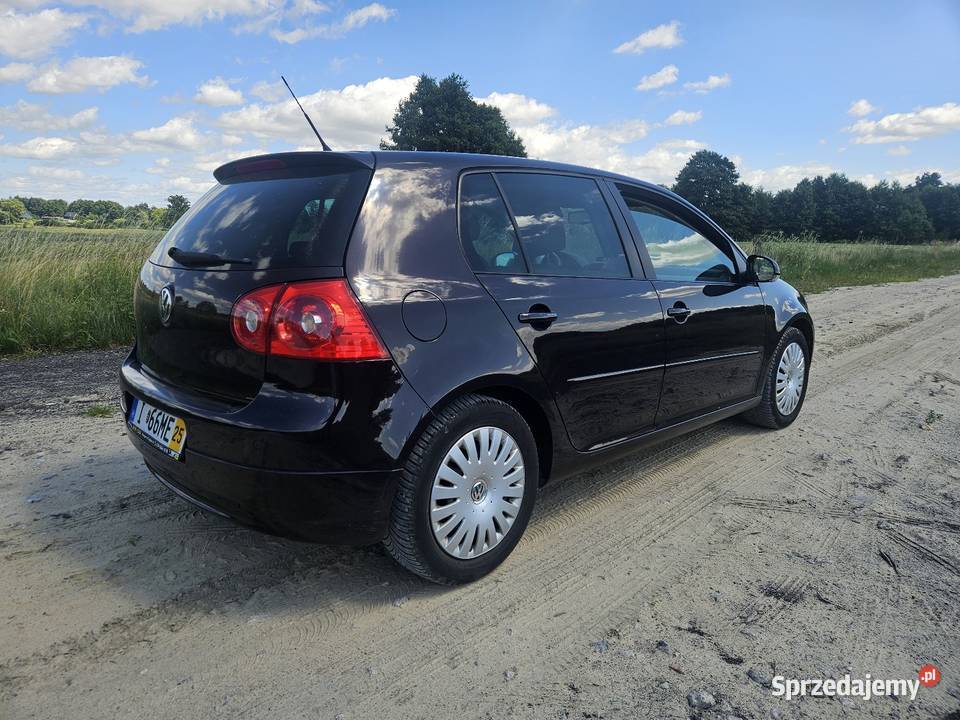 Golf V 16 MPI z Niemiec klimatronik sprawny światła przeciwmgielne Stargard
